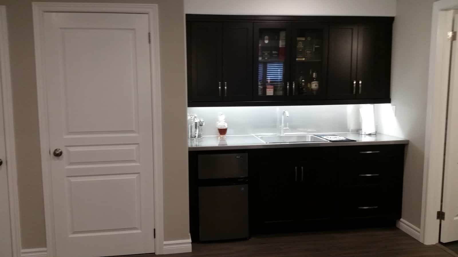 Beautiful counter and cabinets Simcoe